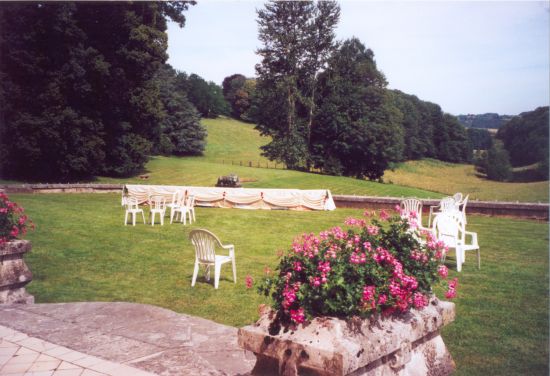 Terrasse extérieur du Château du Repaire à Vigeois en Corrèze